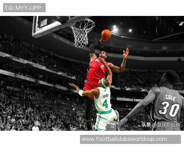 乔丹普尔的篮球之路:从新秀到明星的成长历程与挑战 乔丹普尔的篮球之路:从新秀到明星的成长历程与挑战