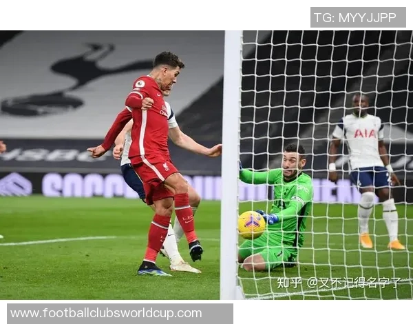 利物浦与热刺精彩对决全场集锦回顾与精彩瞬间分析 利物浦与热刺精彩对决全场集锦回顾与精彩瞬间分析